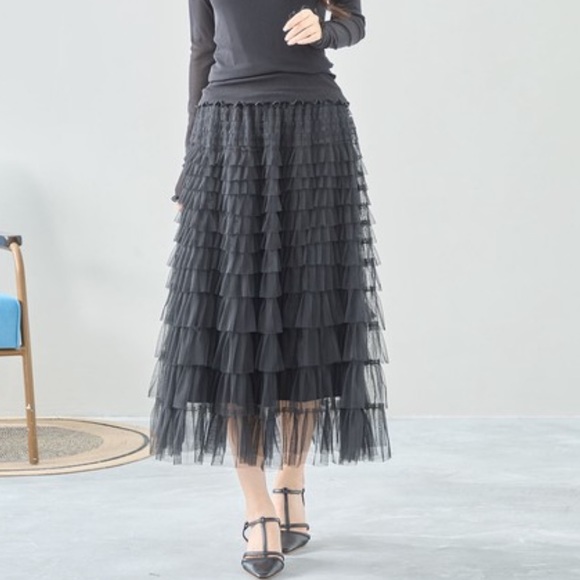 POSH LIVE PARIS CHIC SKIRT - Picture 2 of 2